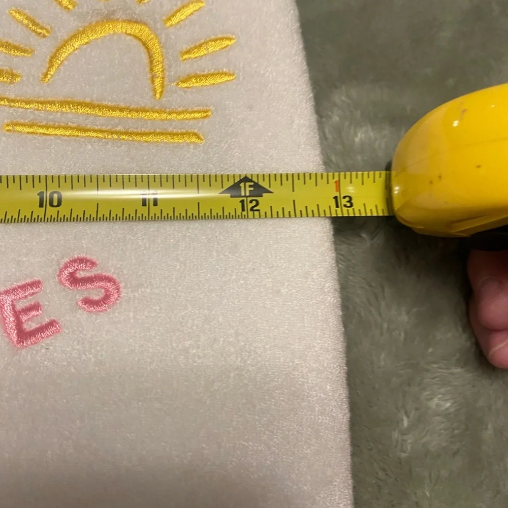 Sleeve tablet cover for the beach